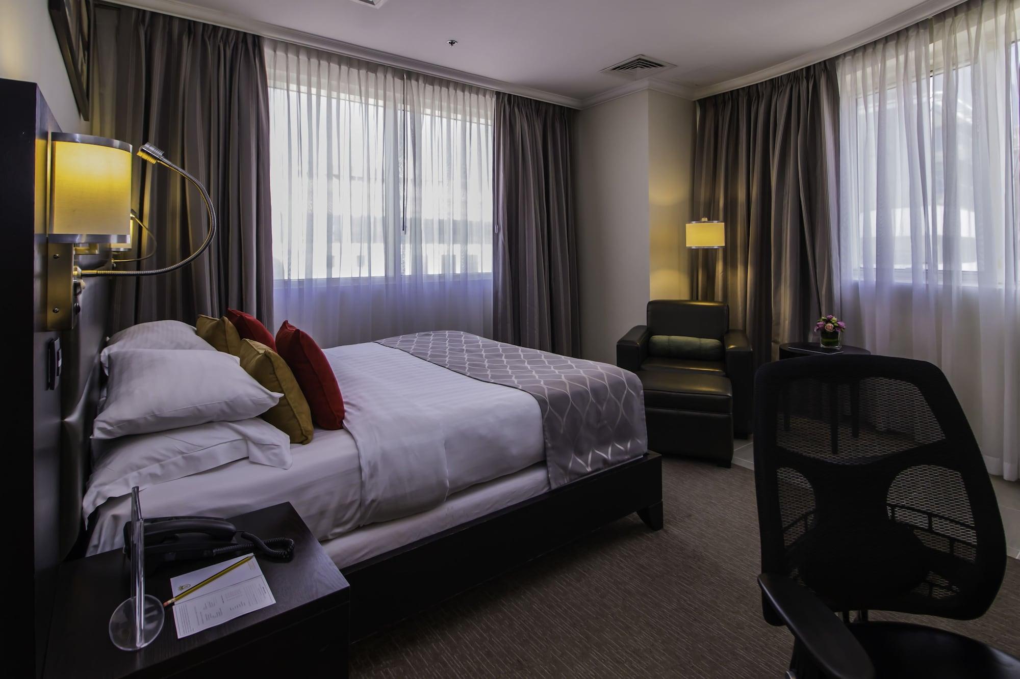 The Royal Riviera Hotel Doha Dış mekan fotoğraf