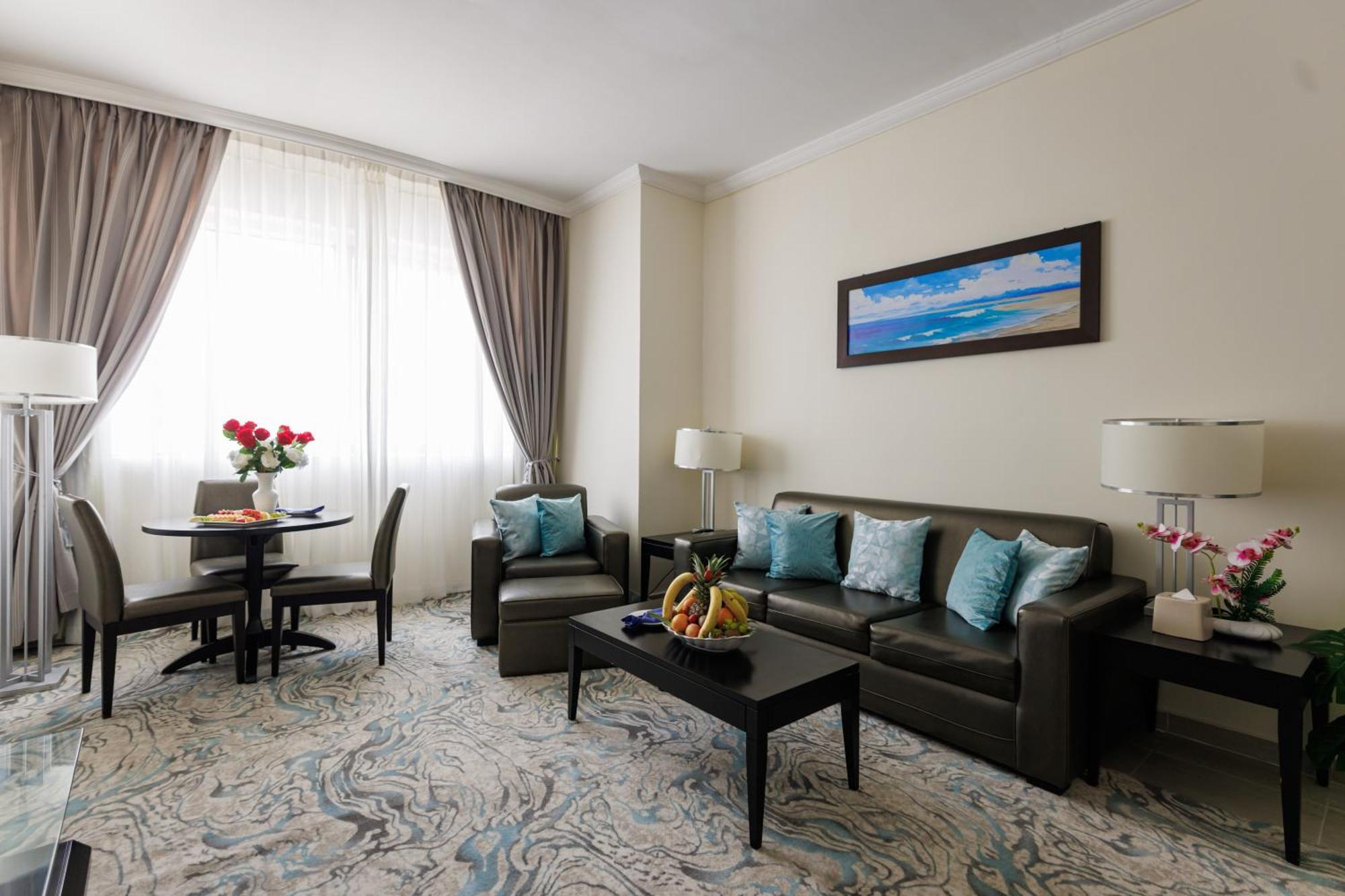 The Royal Riviera Hotel Doha Dış mekan fotoğraf