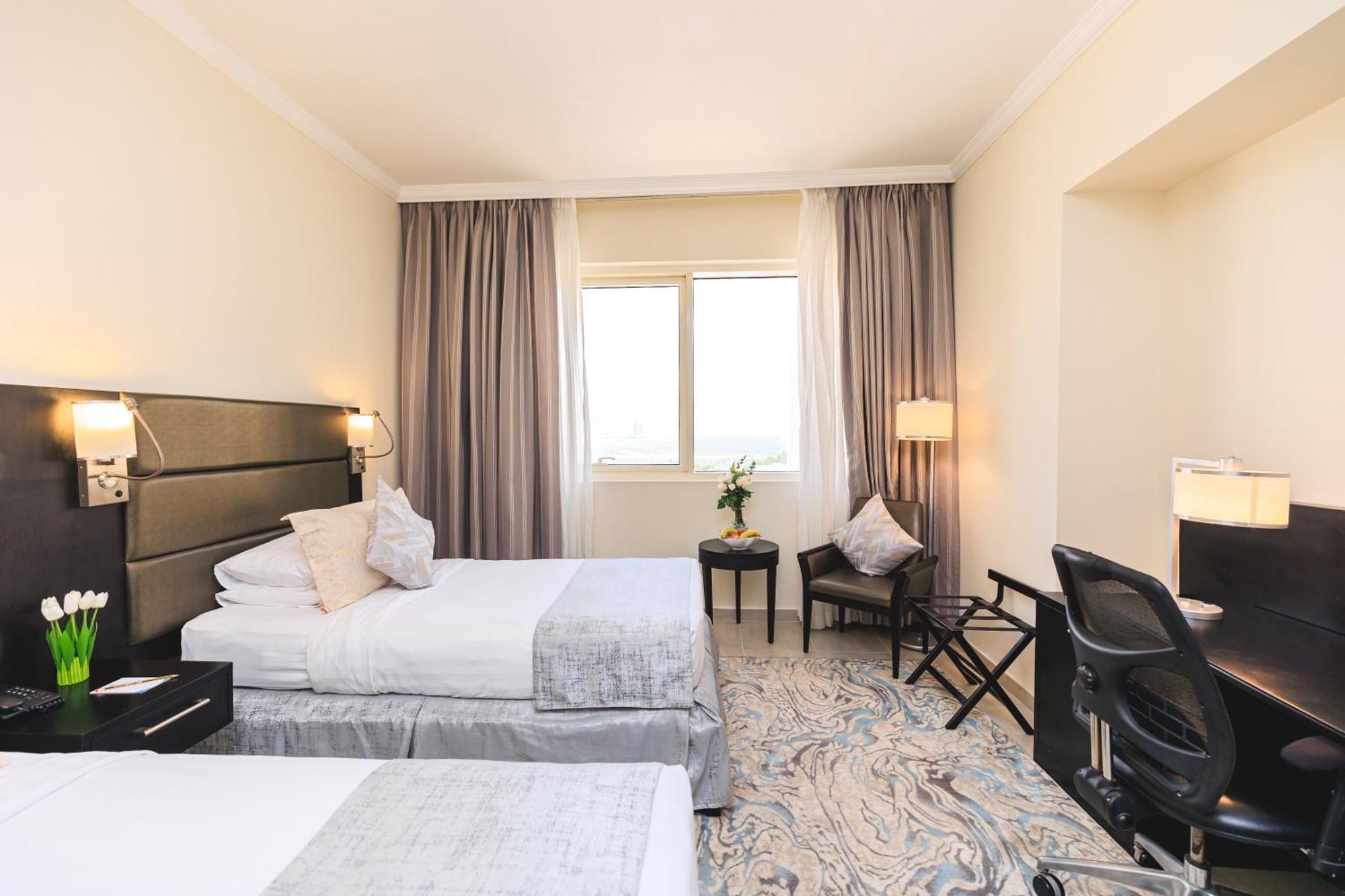 The Royal Riviera Hotel Doha Dış mekan fotoğraf
